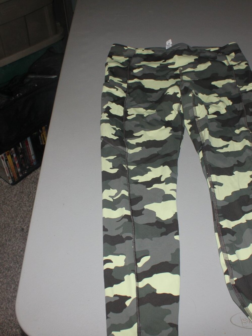 Green Cameo LuluLemon Fast & Free Tight Size 10